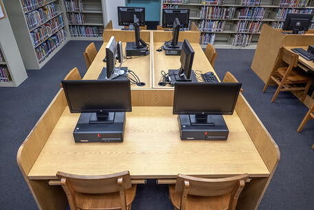 epa08637753 The Media Center is seen empty at the Bob Graham Education Center on the back to school day in Miami, Florida, USA, 31 August 2020. Due the Covid-19 restrictions the beginning of the 2020-2021 school year in Miami-Dade will be online using the My School Online platform allowing students to take classes from their homes. Computer crashes and confusion spoiled the first day of school for Miami-Dade County students, teachers and parents trying to log on for virtual classes in a pandemic.  EPA/CRISTOBAL HERRERA-ULASHKEVICH