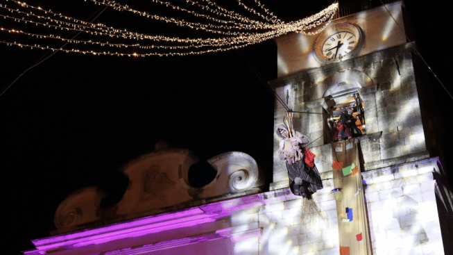 A Candela gran finale di Natale con Il Volo della Befana e gli Arteteca