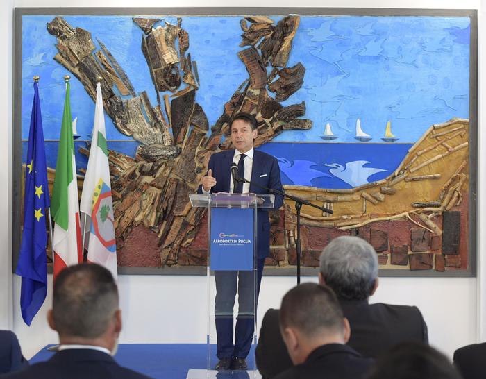 Il premier Giuseppe Conte  alla Fiera del Levante a Bari, 8 settembre 2018.
ANSA/ FILIPPO ATTILI - UFFICIO STAMPA 
++HO -NO SALES EDITORIAL USE ONLY++