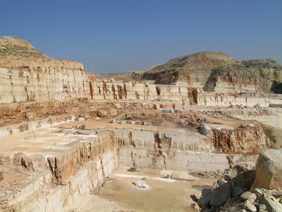 Una cava di Apricena, "capitale" del marmo