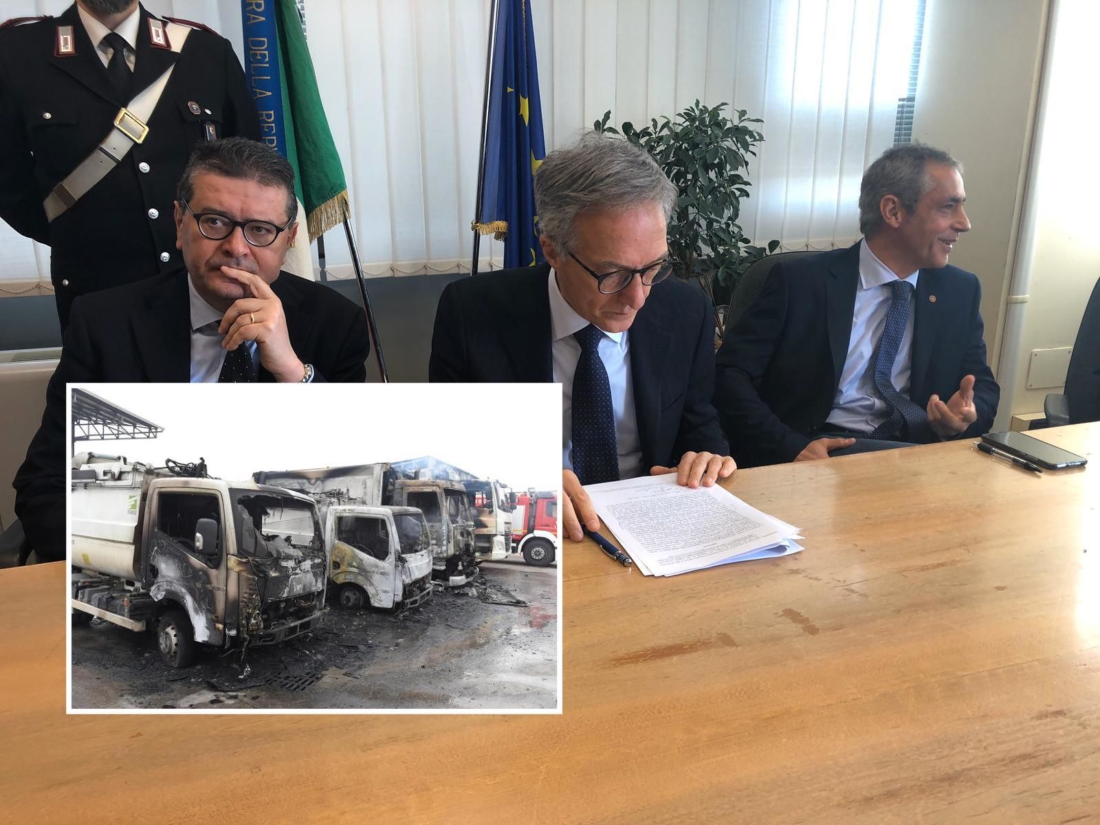 La conferenza stampa in procura