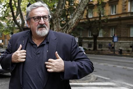 Michele Emiliano, presidente della Regione Puglia, in una recente immagine d'archivio.&nbsp; ANSA/RICCARDO ANTIMIANI