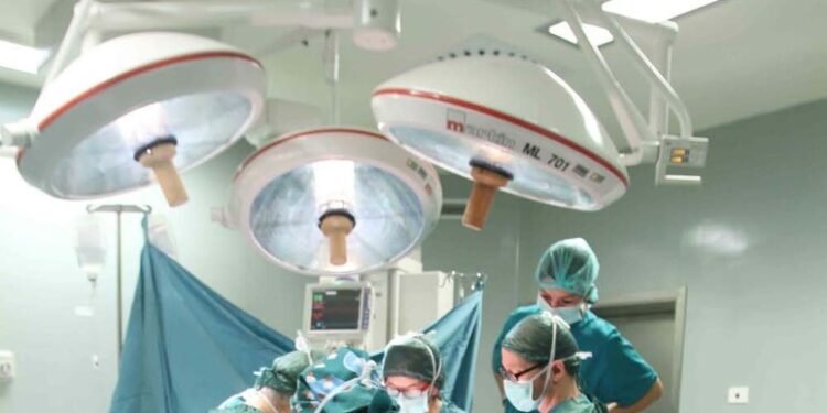 sala operatoria intervento esofago