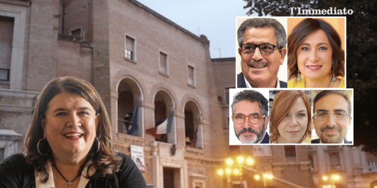 Episcopo; a destra, D'Urso e Luxuria; sotto, Quarato, Marcone e Russo