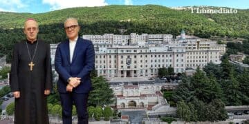 Moscone e Gumirato; sullo sfondo, Casa Sollievo