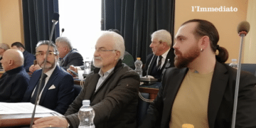 Francesco Salemme detto "Cisky" il primo da destra; al centro, Formica