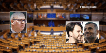 Tatarella, Furore e Decaro; sullo sfondo, il parlamento europeo