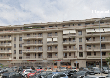 Il palazzo Zammarano in piazza Padre Pio