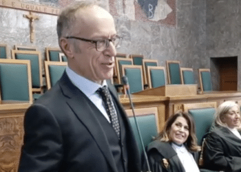 Leonardo Leone De Castris (foto da video Repubblica Bari)
