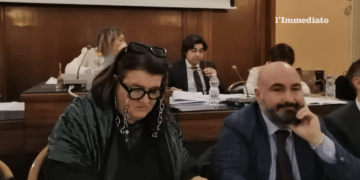 Episcopo e De Santis