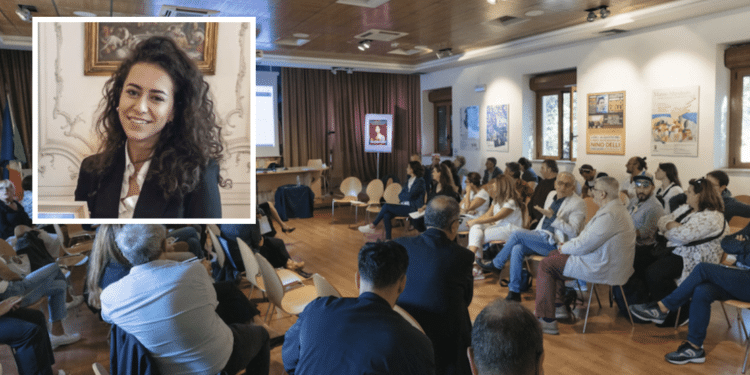 Alice Amatore; sullo sfondo, un incontro della Filiera Culturale