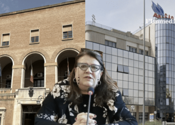 Comune Foggia e Amgas; al centro, Episcopo