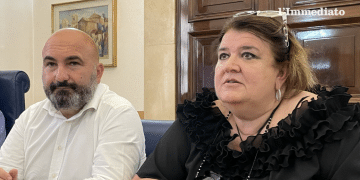 De Santis ed Episcopo