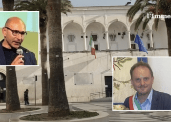 Brigida e La Marca; sullo sfondo, il Comune di Manfredonia