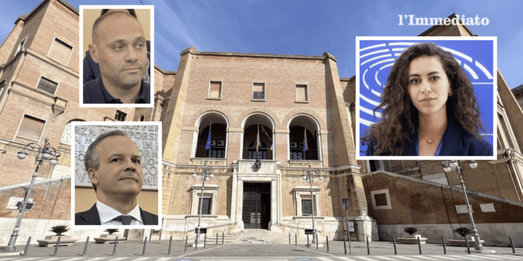 Amorese e Angiola; a destra, Amatore