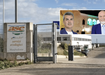 Ritucci e Tasso; sullo sfondo, Ase
