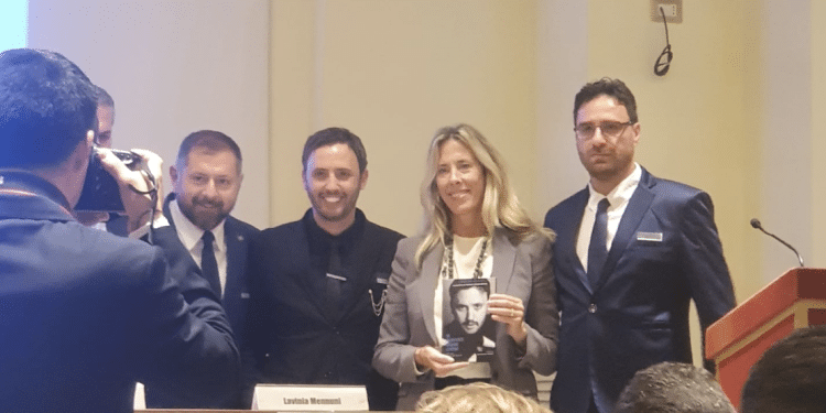 Primo da destra, Daniele Marasco in Senato