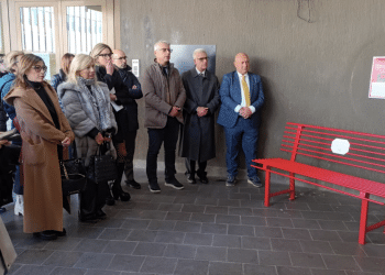 Panchina Rossa (foto Enzo Maizzi)