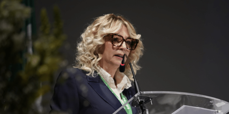 Carla Costantino
