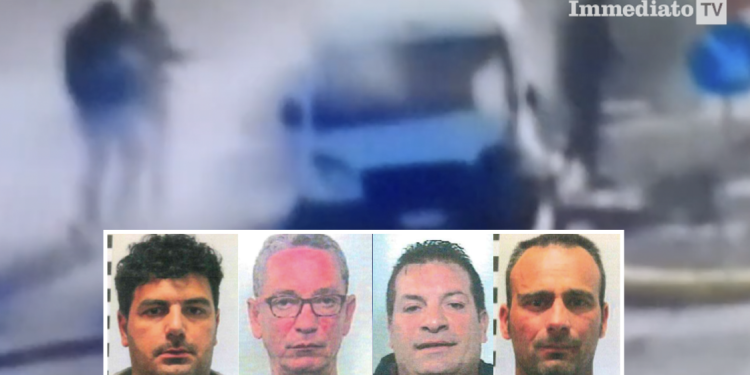 Scirpoli, Lombardi, Ferro e La Torre; sullo sfondo, l'agguato